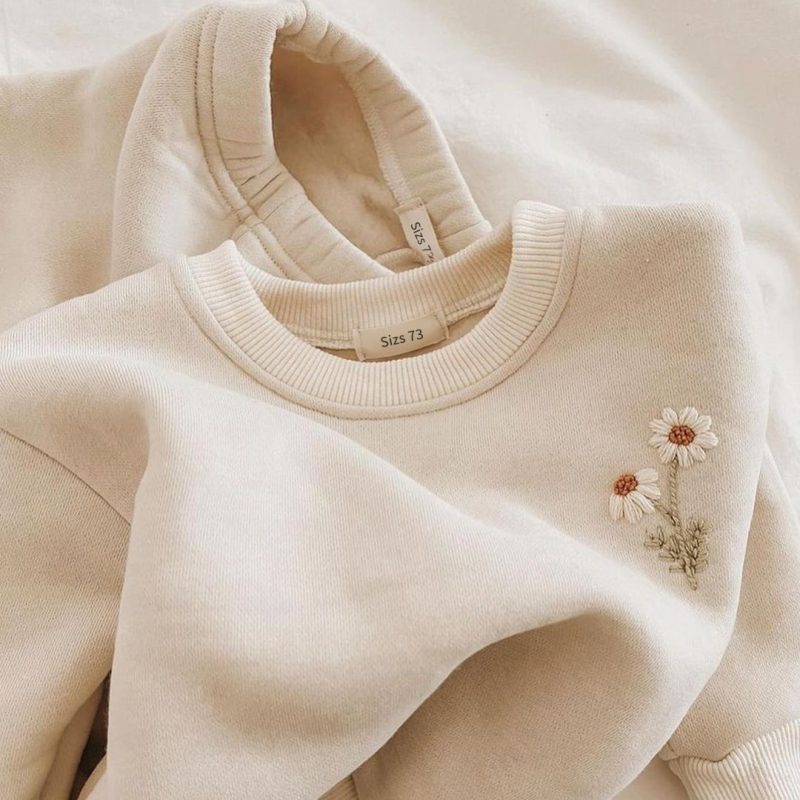 Baby Girls Clothes Set Fleece Embroidery Daisy Pullover Sweatshirt+Jogger Pants - Image 2