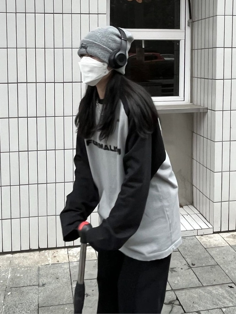 Basic Cotton Long Sleeve Gray Tshirt Harajuku Vintage Streetwear Oversize Loose Patchwork T Shirt - Image 2