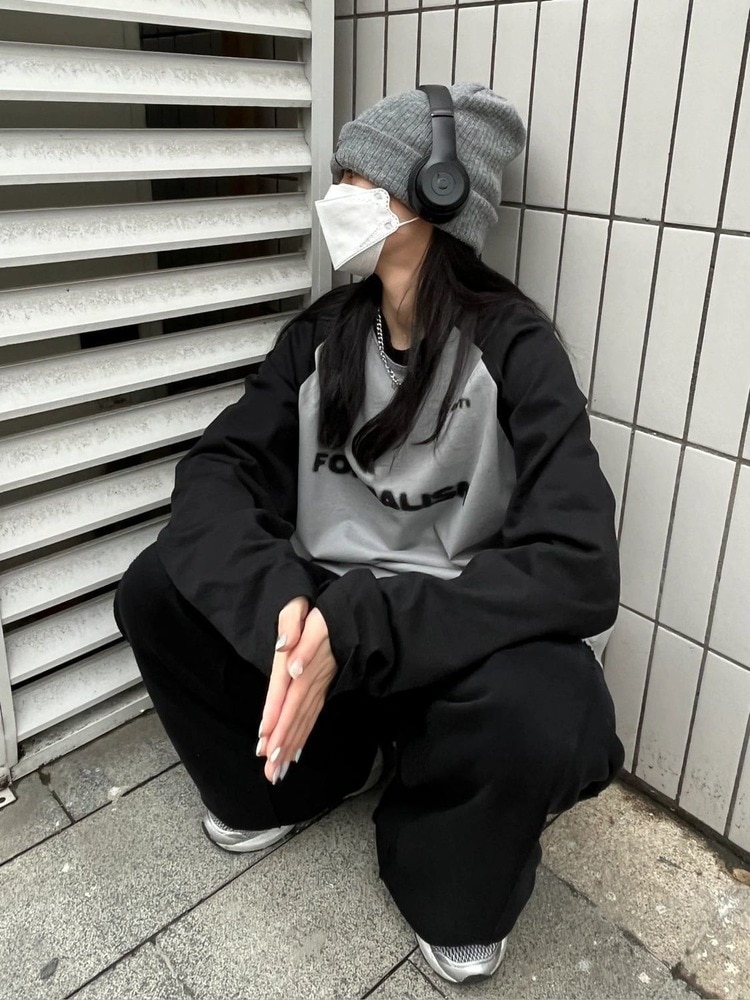 Basic Cotton Long Sleeve Gray Tshirt Harajuku Vintage Streetwear Oversize Loose Patchwork T Shirt - Image 4