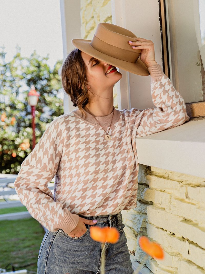 Women Geometric Khaki Knitted Sweater 2023 Summer Fashion Outfits Trends - Image 2