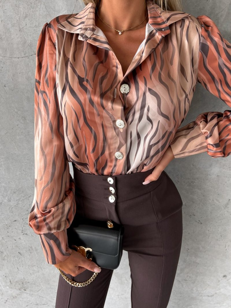 Women Baroque Printed Shirt - Image 3