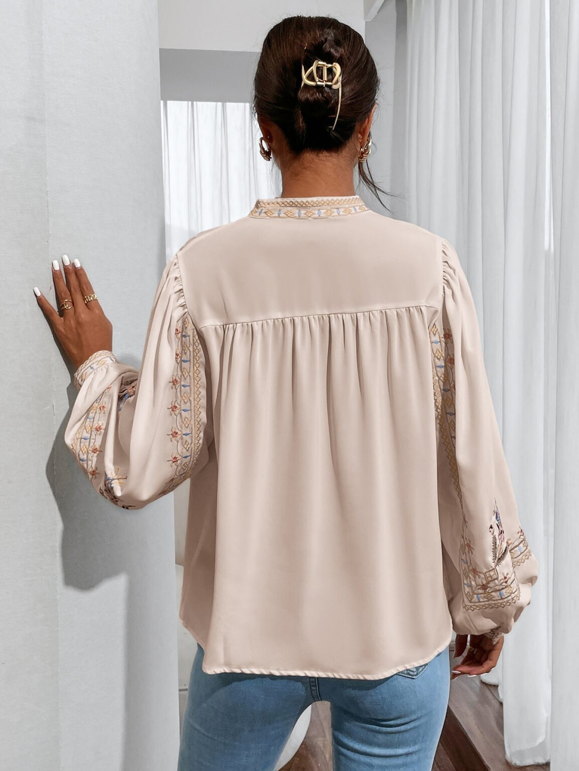 Women Spring Fall Crew Neck Elegant Floral Embroidery  Lantern Sleeve  Long Sleeve Blouses - Image 2