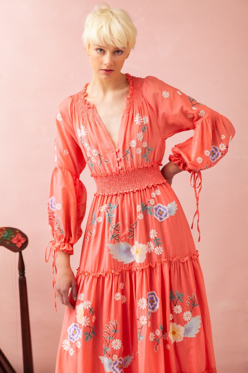 Women Spring And Summer Bohemian Holiday Flower Embroidery Hollow Tassel Decoration Retro Styling Goddess Dress - Image 5