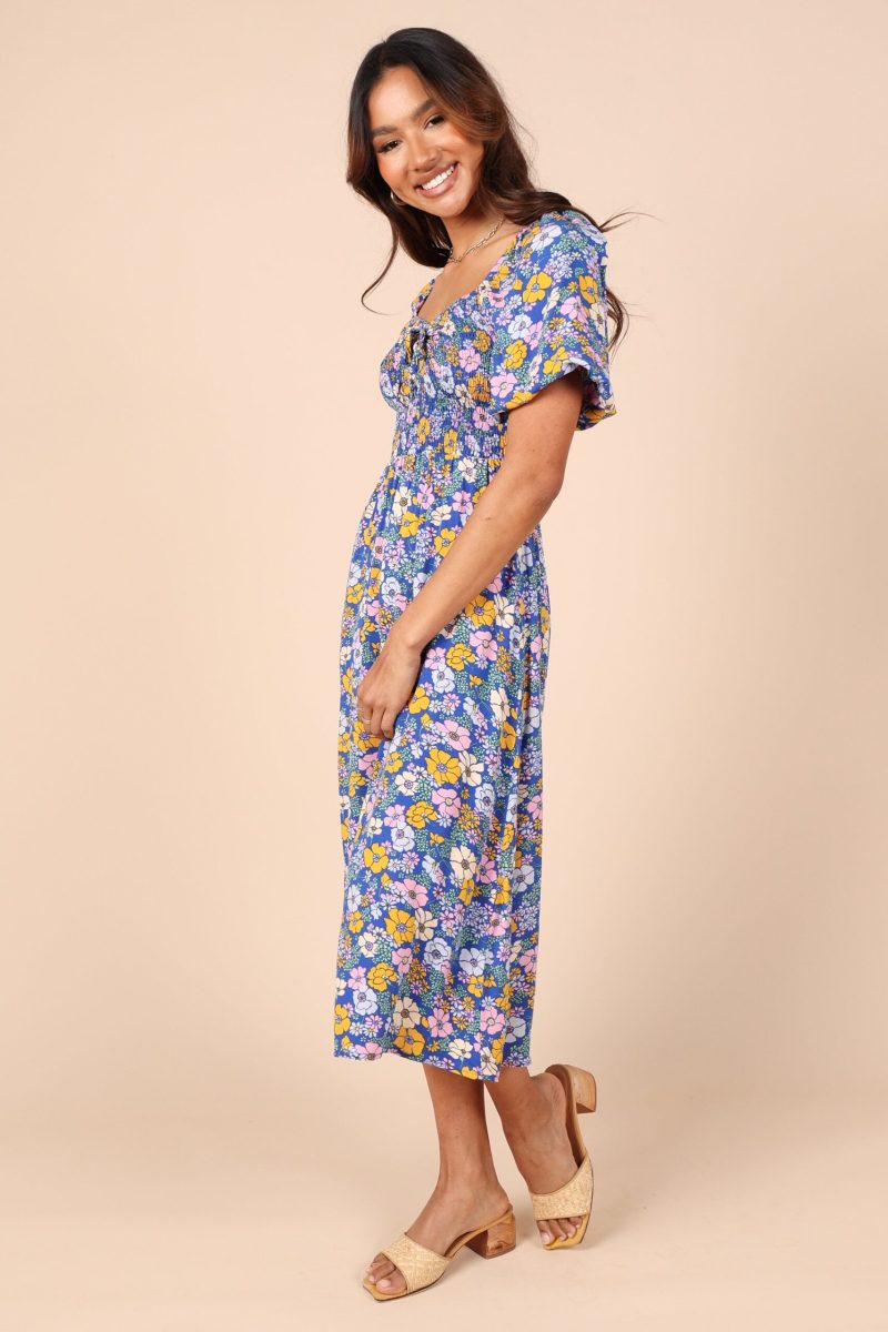 Women Summer Vacation Floral V Neck Tie Smocked Maxi A Line Dress - Image 2