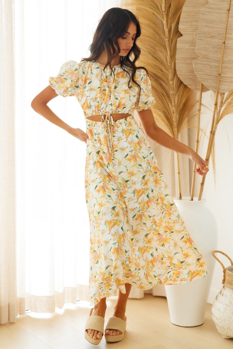 Women Waist Revealing Long Dress Printed Short Sleeve Puff Sleeve Dress - Image 3