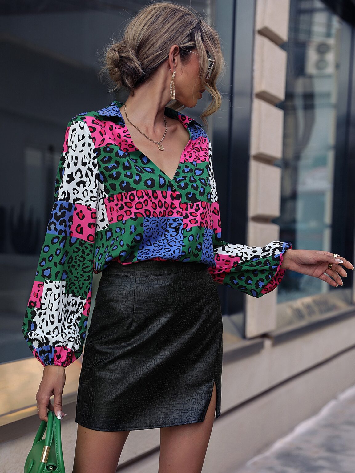 Women Collar Leopard Contrast Puff Sleeve Shirt - Image 4