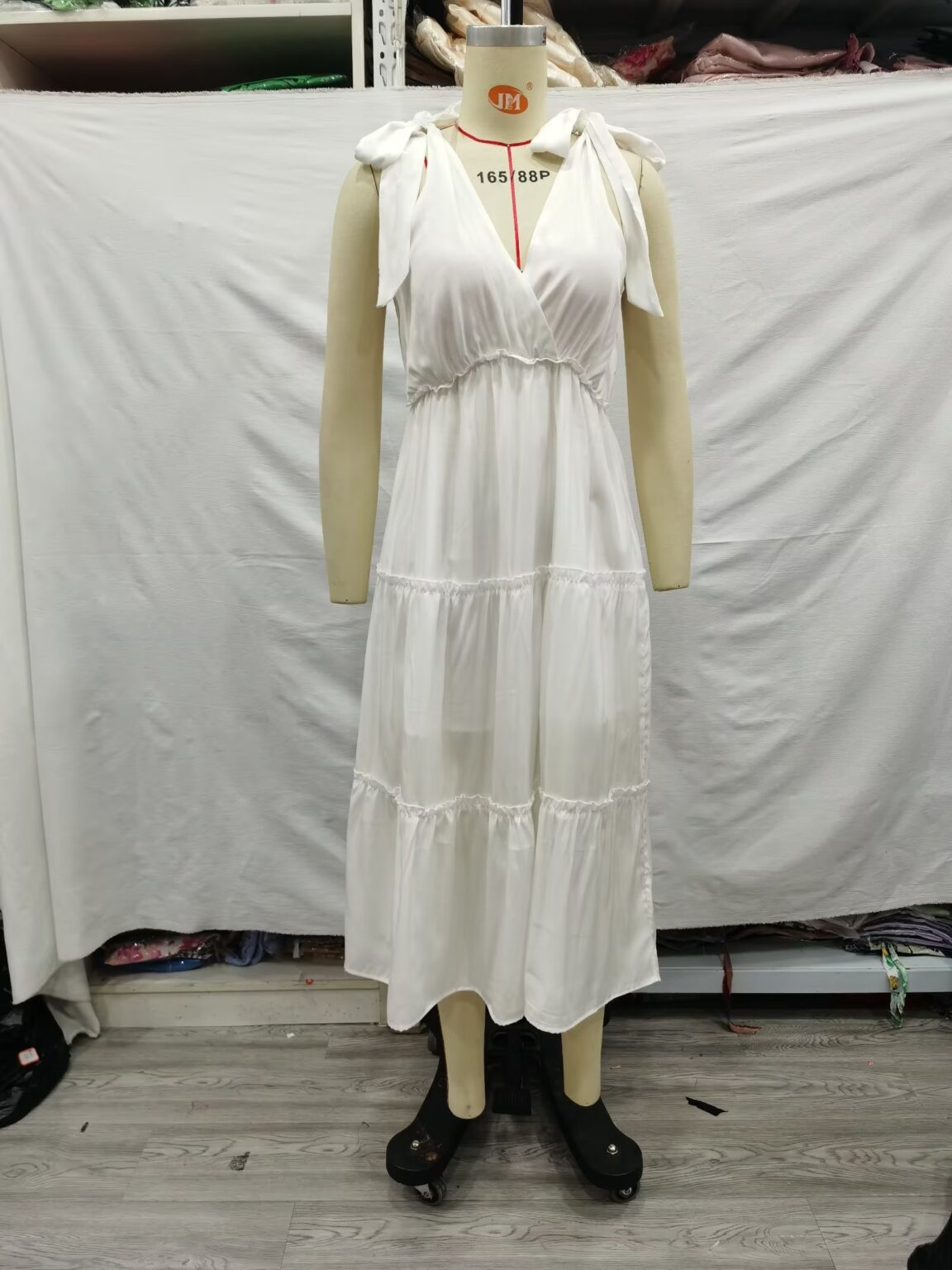 Women  Wear Winter Bubble Wrinkle Multi Layer Stitching Dress with Lining - Image 11