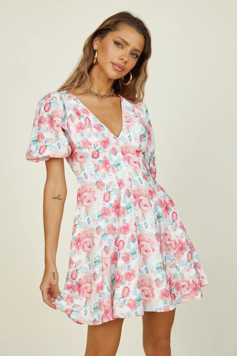 Women  Spring and Summer New Short Sleeved V neck Printed Dress - Image 2