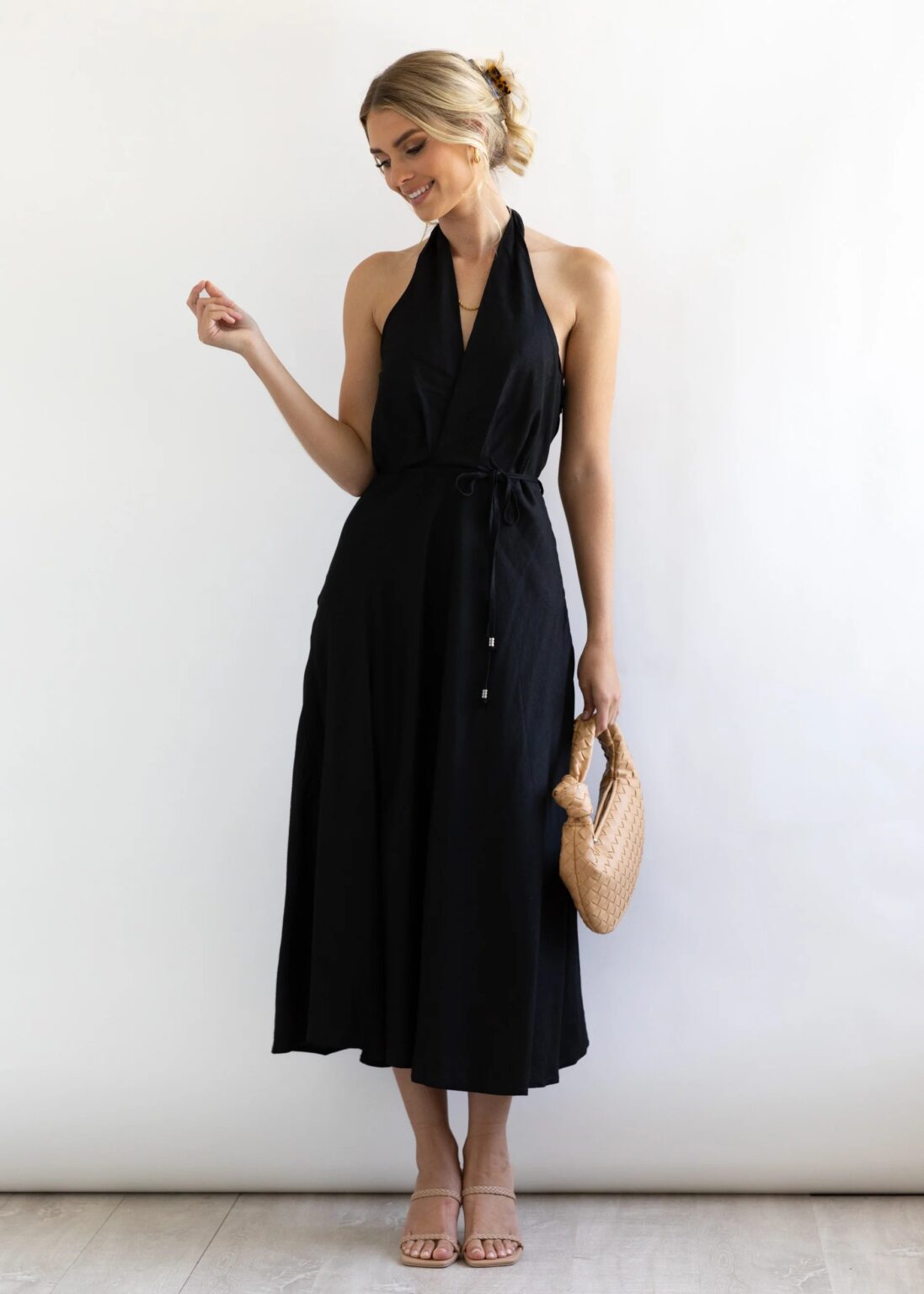 Women Summer New Holiday Neck Sexy Backless Dress - Image 2