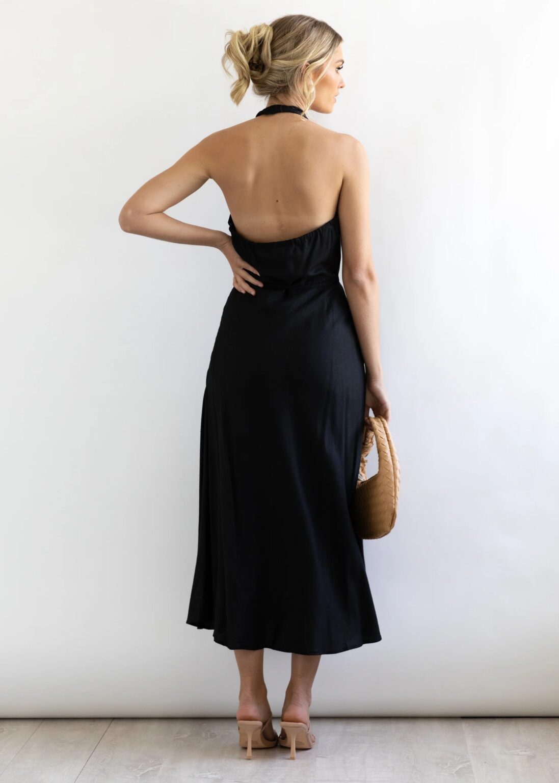 Women Summer New Holiday Neck Sexy Backless Dress - Image 4