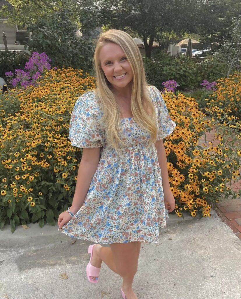 Women Pleated Loose Slimming Round Neck Puff Sleeve Floral Dress - Image 4