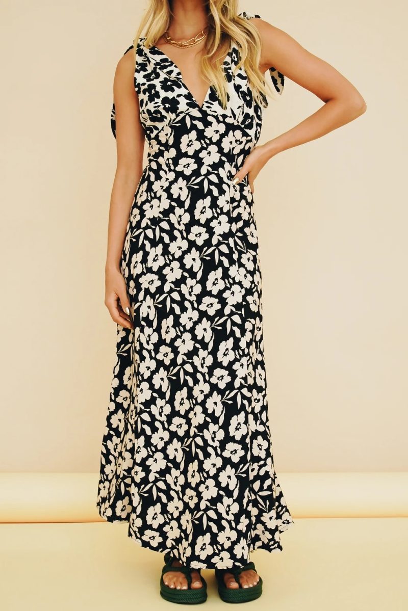 Early Spring New Women Clothing V-neck Lace-up Floral Splicing Sling Dress Long Sundress Tie Strap