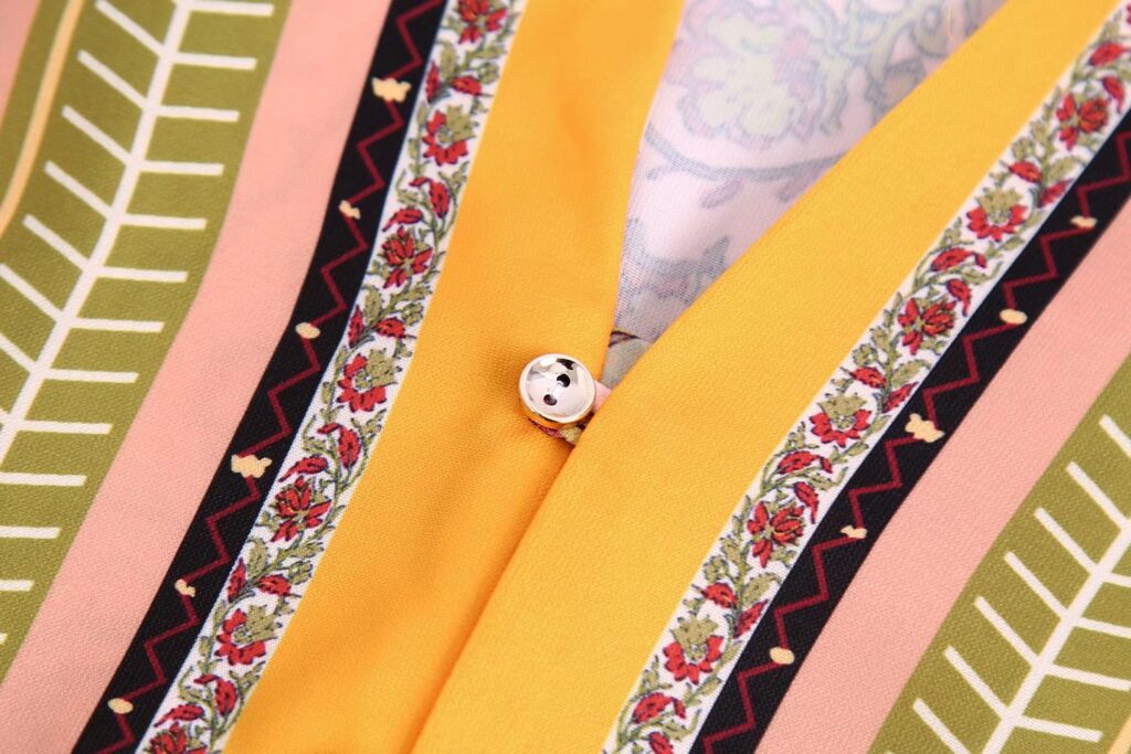 Summer New V-neck Long Sleeve Breasted Multicolor Printing Series Belt Dress for Women - Image 5