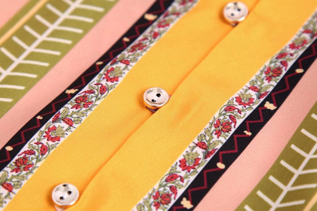 Summer New V-neck Long Sleeve Breasted Multicolor Printing Series Belt Dress for Women - Image 6