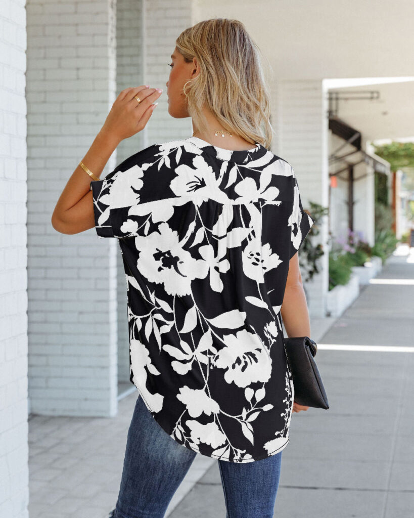Summer  Women Loose Printed Short Sleeve V-neck Buttons Chiffon Shirt - Image 5