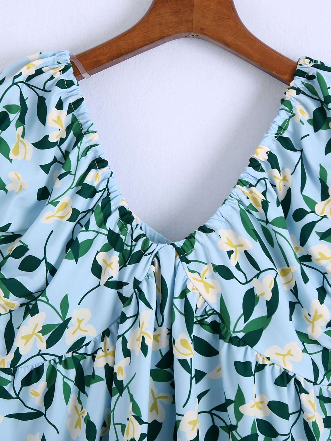 Summer French Bow Printed V-neck Dress Backless Waist Trimming A- line - Image 5