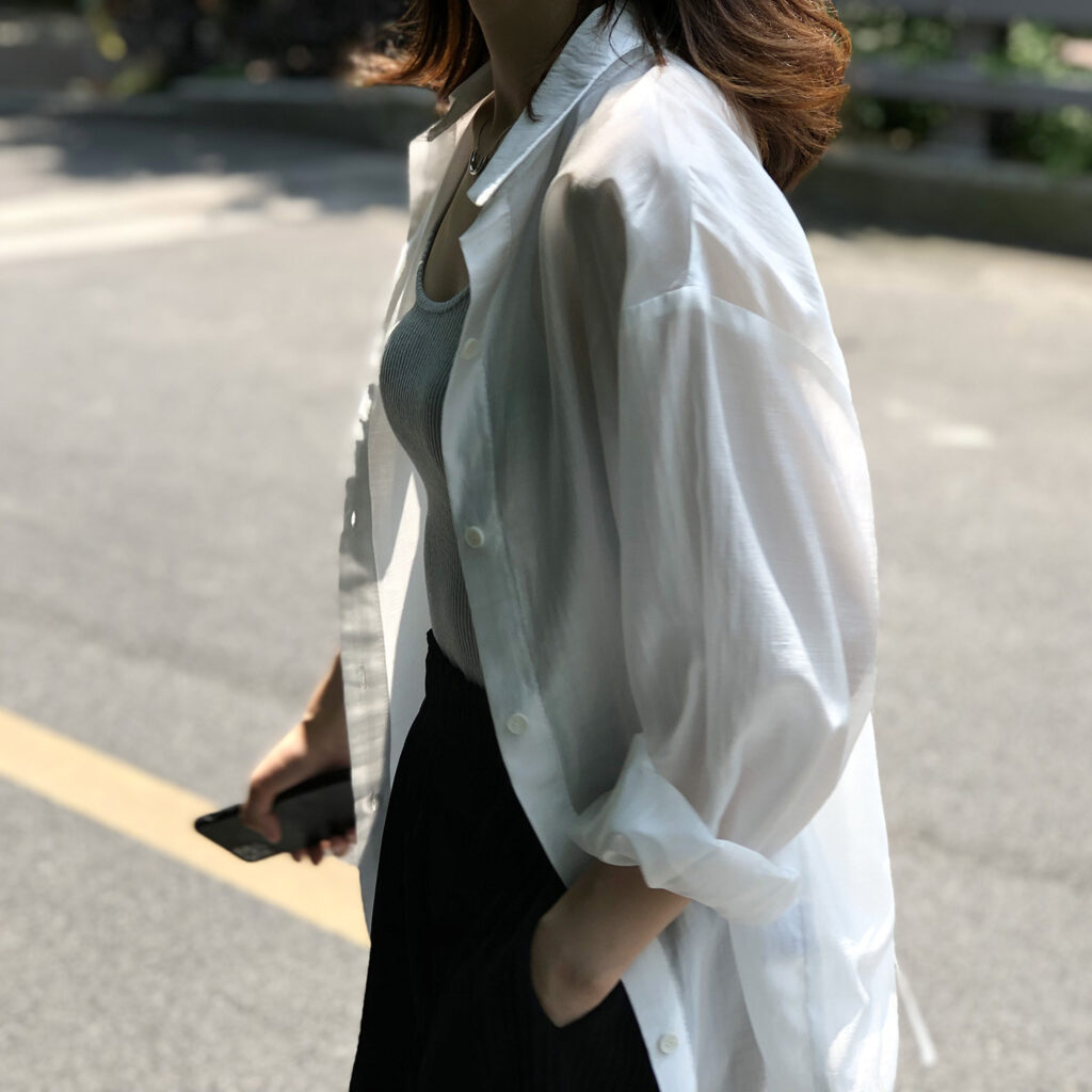 Summer Tencel Shirt Women Yan Double Solid Color Backless Sneaky Design Loose Sunscreen Clothes Women - Image 2