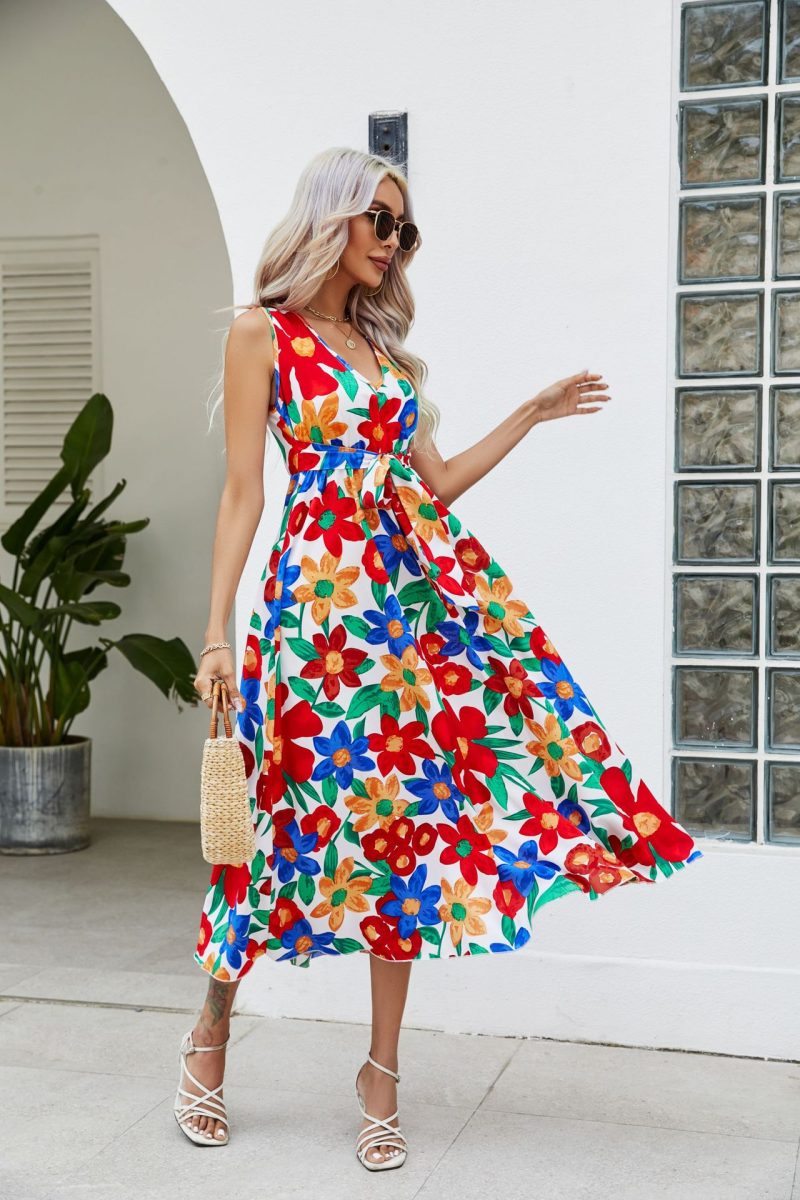 Summer Holiday V Neck Corset Large Floral Beach Dress - Image 4