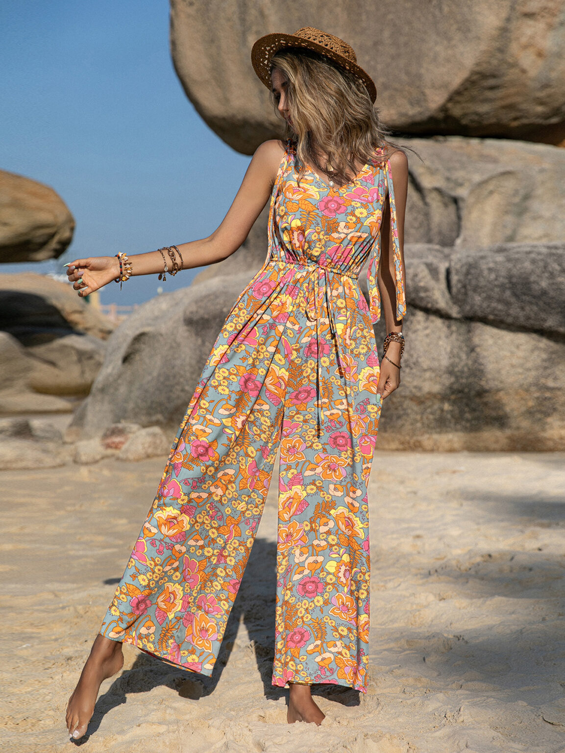Mixed Bohemian Spaghetti-Strap Floral Print Jumpsuit Backless Jumpsuit - Image 4