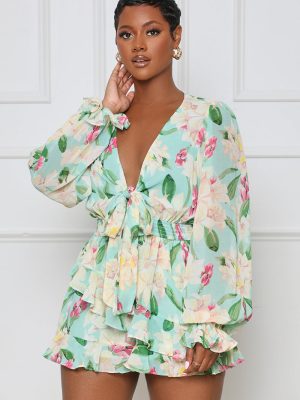 Chiffon Bell Sleeve Fresh Tight Waist Mini Romper