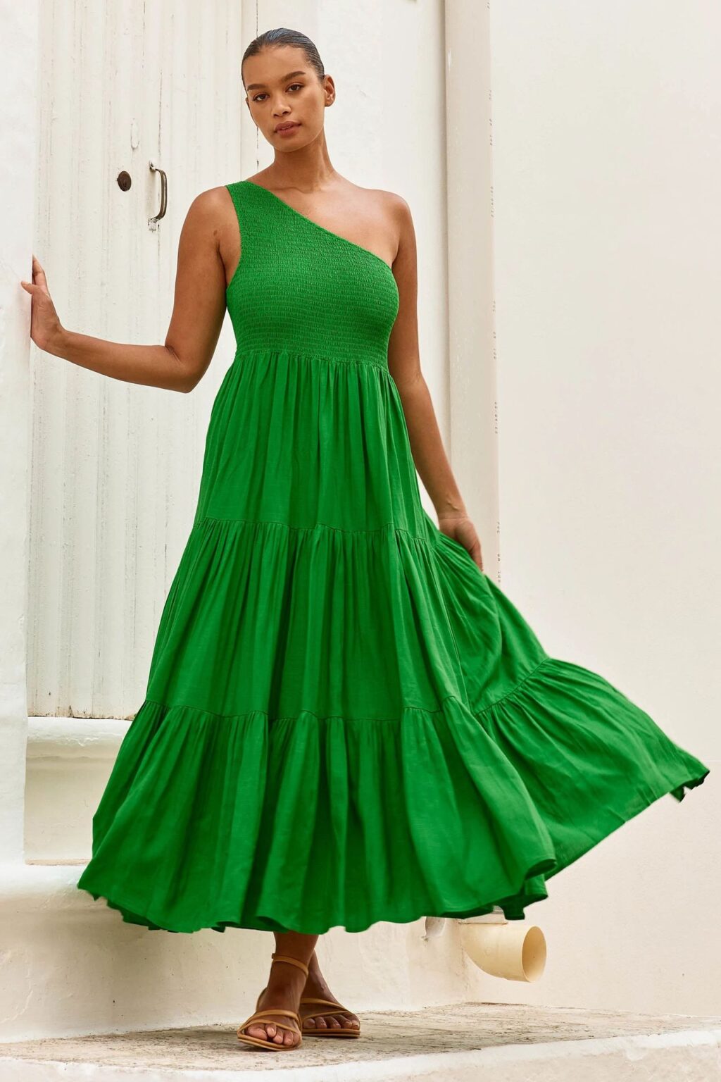 Summer Sexy Sexy Solid Color Oblique Shoulder Sleeveless Swing Dress - Image 3