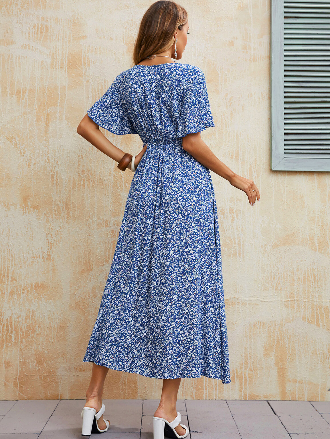 Women V-neck Blue Printed Short-Sleeved Dress Summer Vacation Women Clothing - Image 2