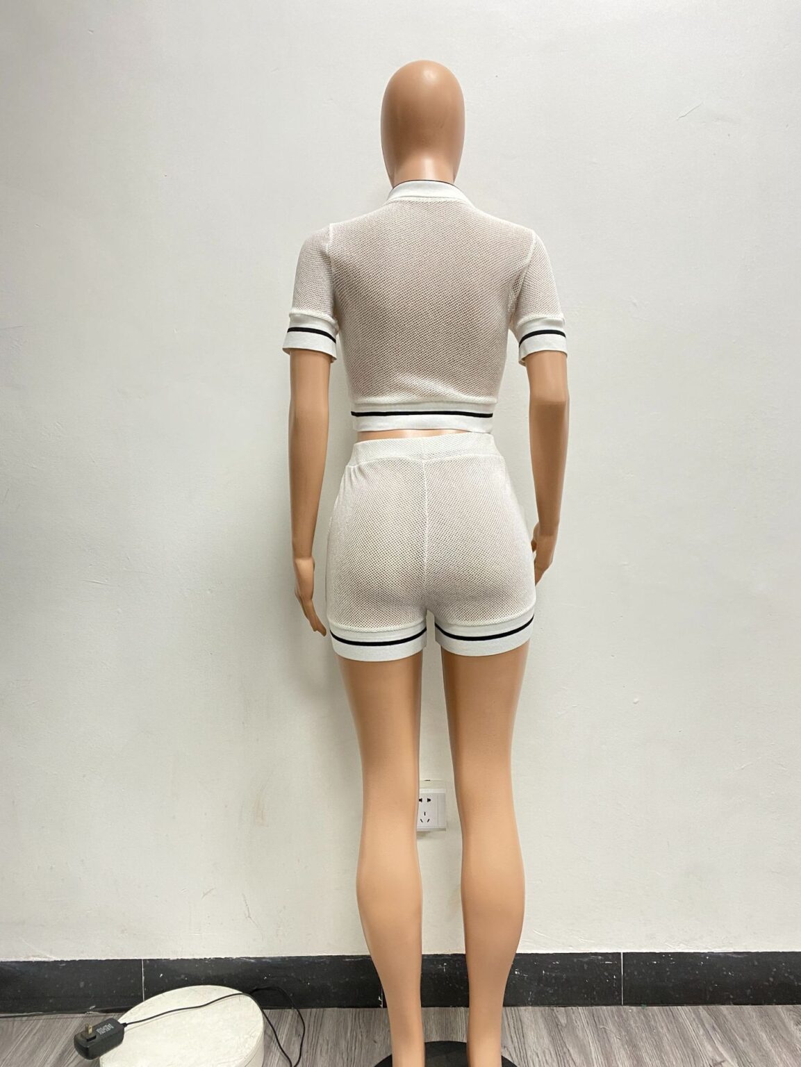 Urban Knitted Stitching Thread Collared Casual Suit - Image 6