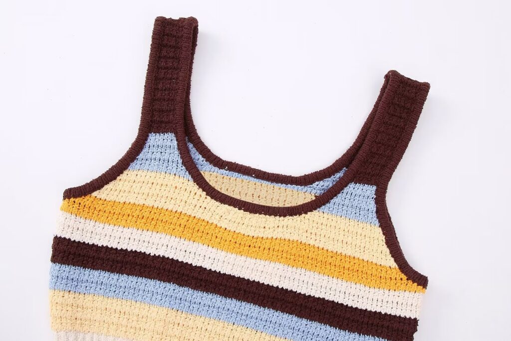 Summer Women Clothing Color Matching Knitted Top Shorts Suit - Image 6