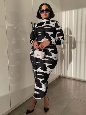 Plus Size Autumn Long Sleeve Personalized Printed Hip Dress Turtleneck Dress