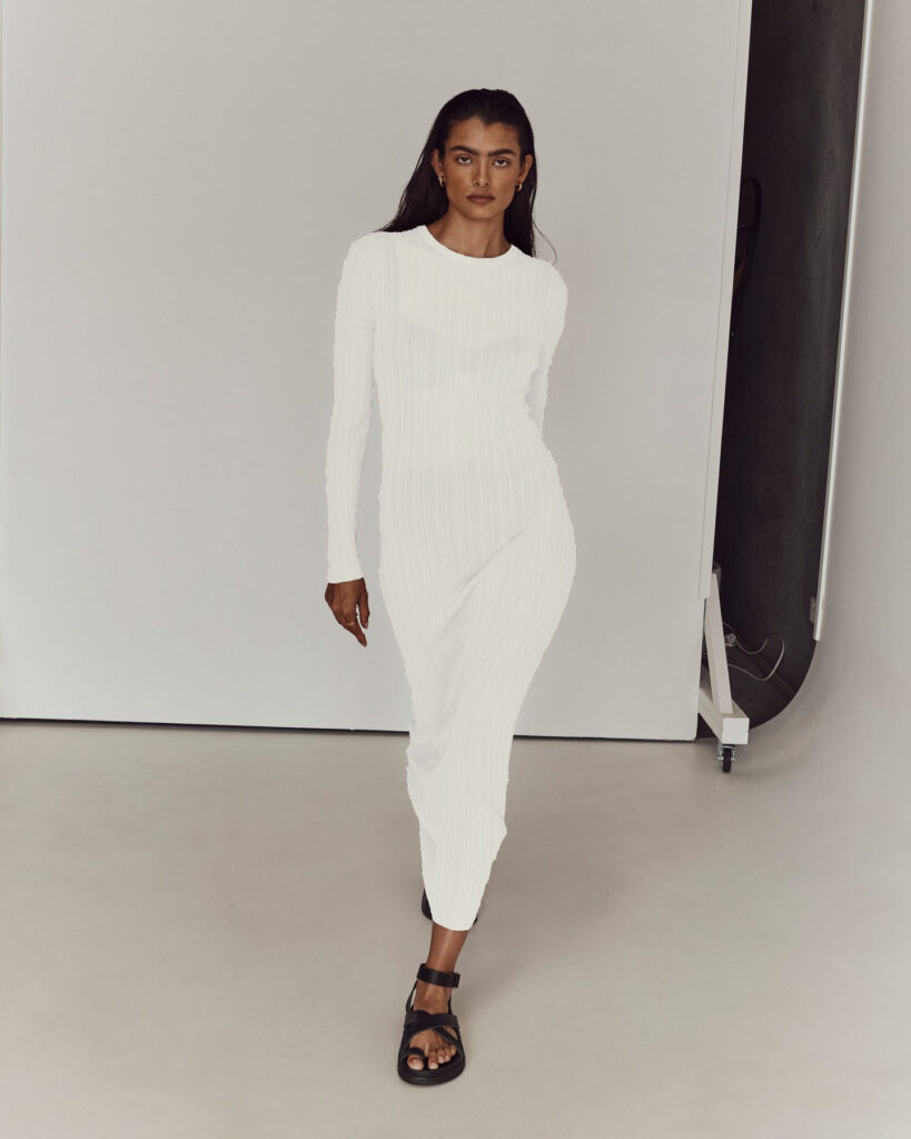 See Through Knitted Long Sleeved Dress Casual Waist Tight Slim Fit Round Neck Big Pit Stripe Slimming Knitted Maxi Dress Women - Image 3