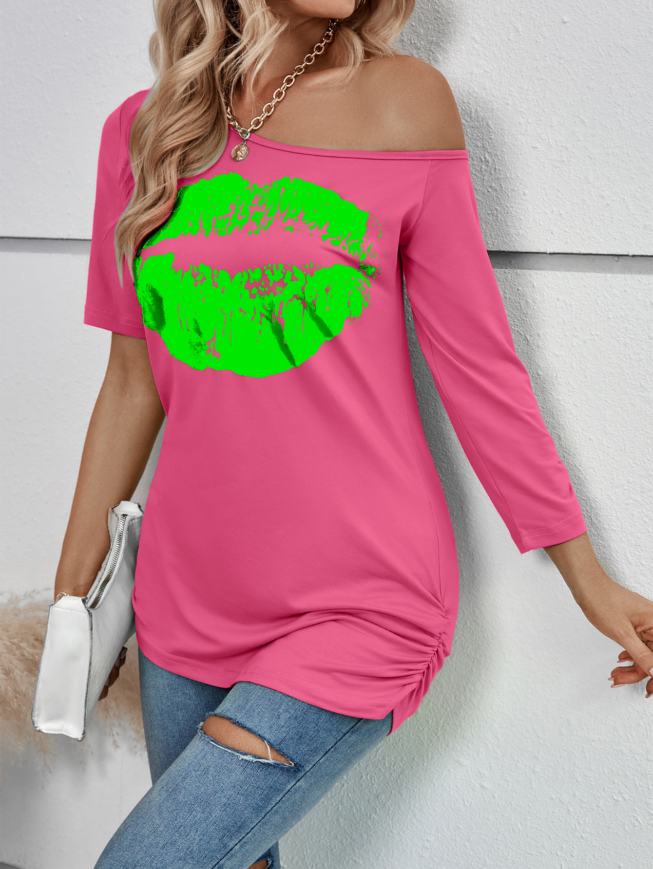 Rose Red Background Green Lip Print