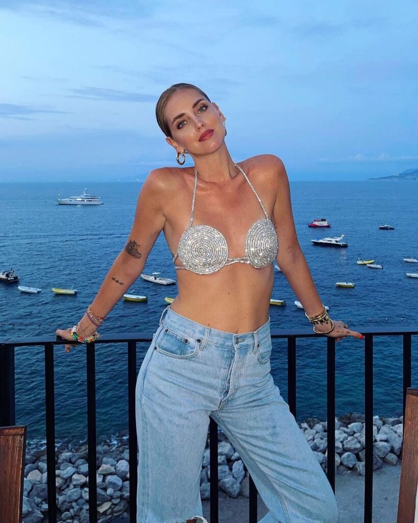 Spring Summer Sexy Underwear Round Hollow Diamond Chest Necklace Personality Irregular Asymmetric - Image 3