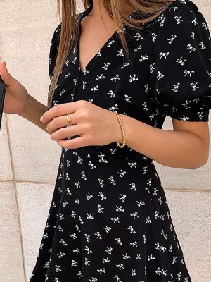 Summer V neck Puff Sleeve Short Sleeve Printed Short Black Shivering Dress Women Clothing