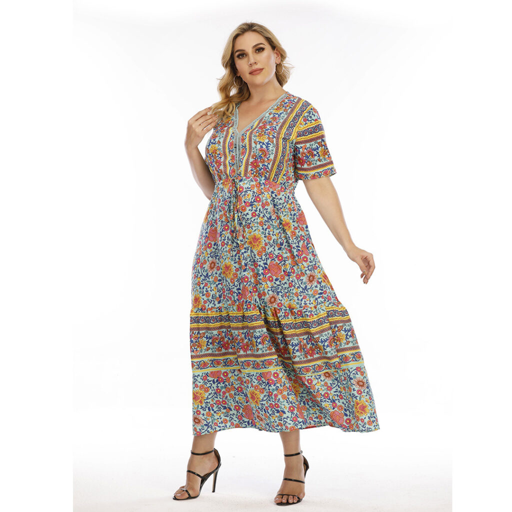 Plus Size Bohemian  Dress Wearable Lace Patchwork Maxi Dress - Image 3