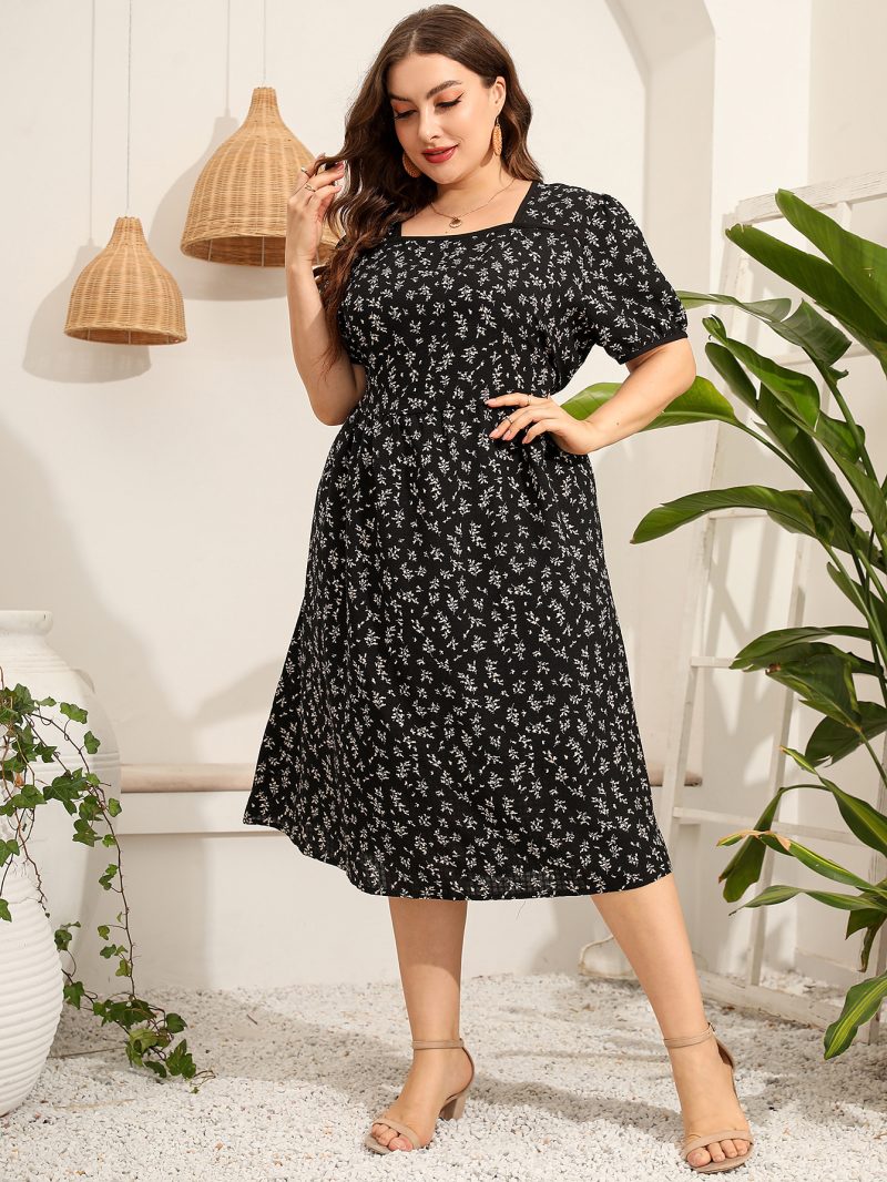Plus Size Women Printed Short Sleeve Square Collar Slimming Dress - Image 3