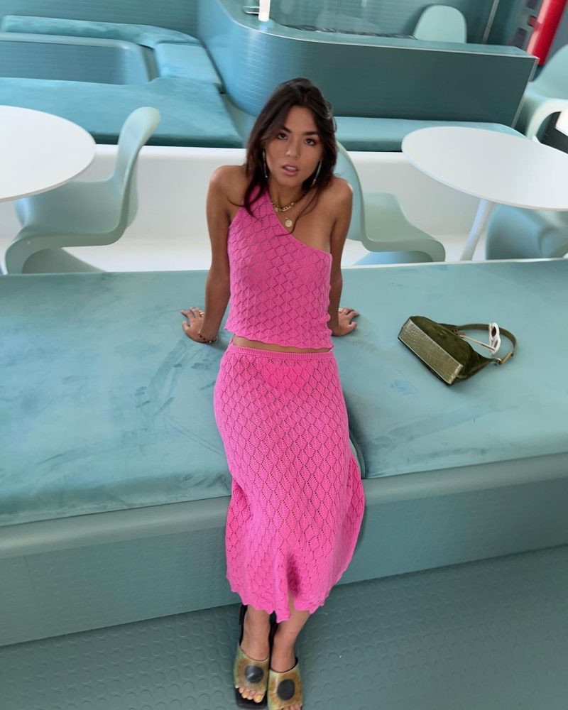 One Shoulder Knitted Camisole Beach Top Short Cropped Cropped Backless Underwaist Half Length Skirt Set for Women - Image 3