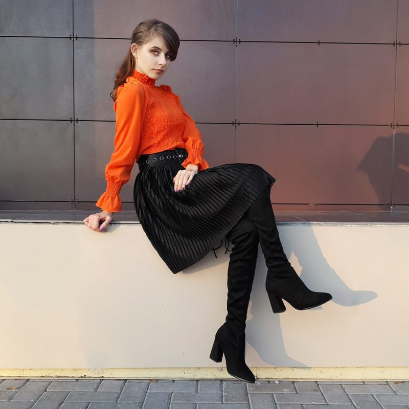 Vanessa's New Flock Leather Women Over The Knee Boots Lace Up Sexy High Heels - Image 2