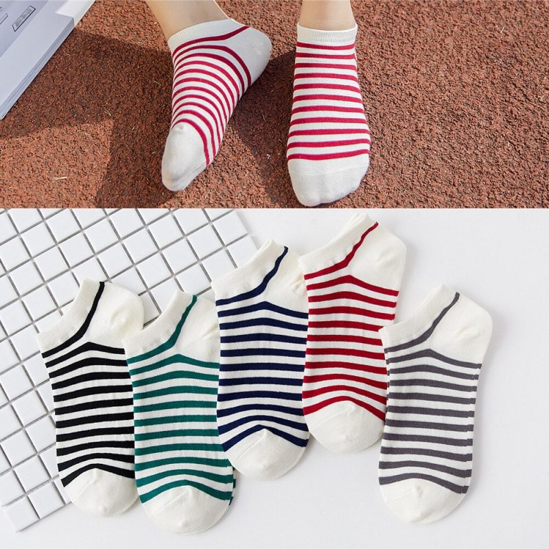 Vanessa's Cartoon Animal Women's Socks - Pack of 5 Pairs - Image 5