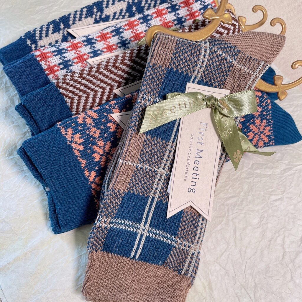 Vanessa's Double Needle Japanese College Style Cotton Tube Socks 5 Pairs - Image 3