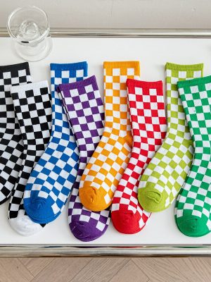 Vanessa’s Harajuku Trend Checkerboard Unisex Socks with Geometric Design – Ideal for Streetwear