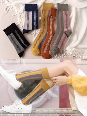 New Striped Color Matching Leisure College Wind Ladies Socks