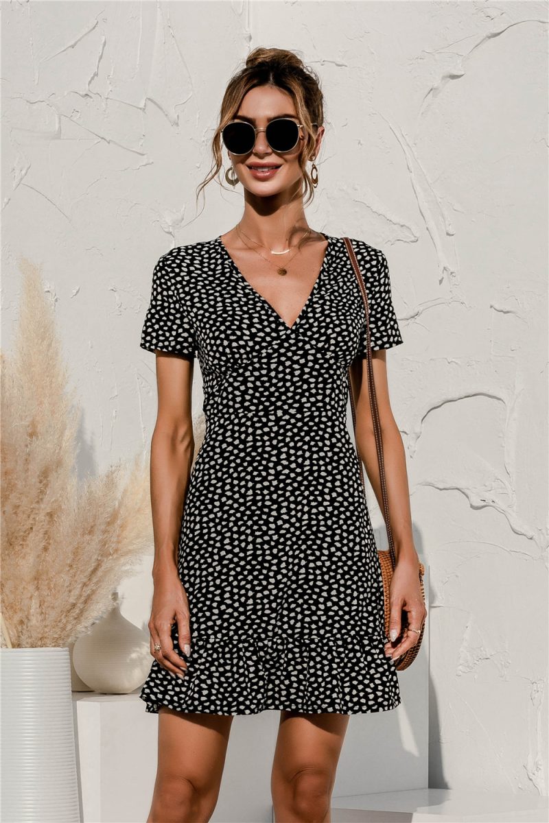 Spring Summer  V-neck Small Floral Cake Stitching Ruffle Swing Dress - Image 5