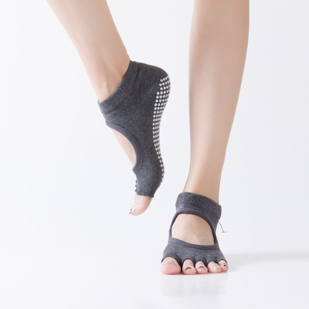 Vanessa's Toeless Non-Slip Grip Yoga Socks for Women, Fitness Sports Dance Socks - Image 4