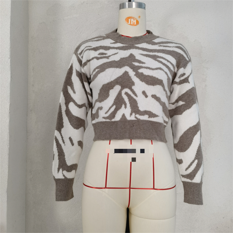 Colorful Long Sleeve Crop Sweater - Image 5