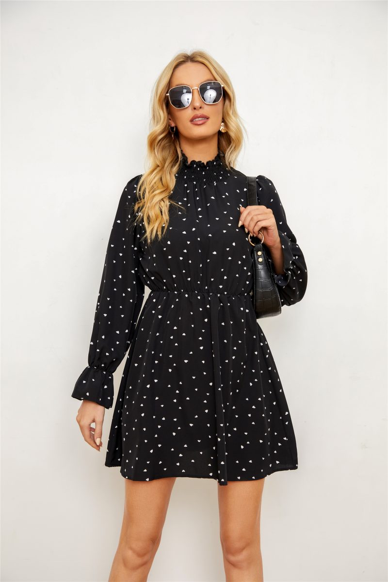 Elegant Heart Long Sleeve Dress - Image 3