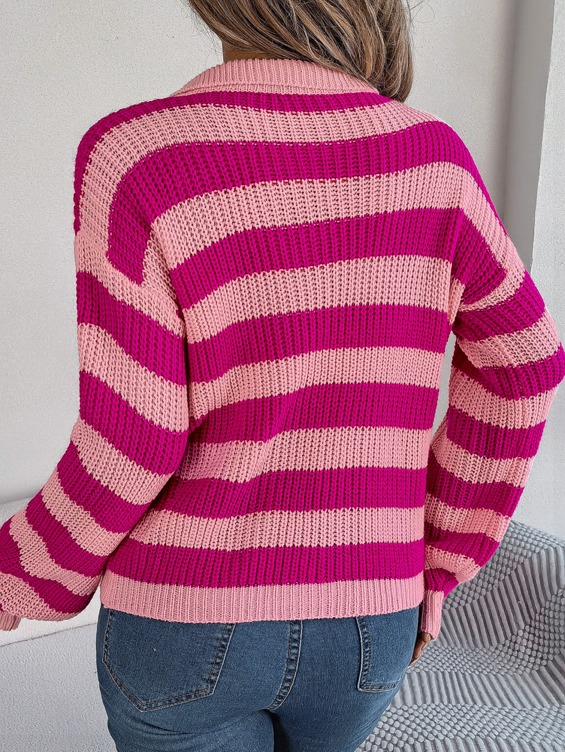 Contrast Color Collared Knit Sweater - Image 7