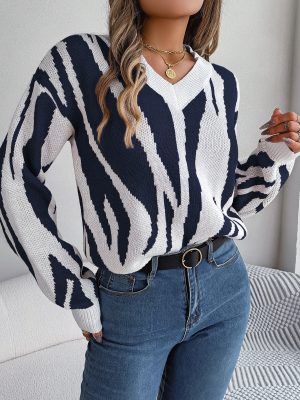 Contrast Color V-Neck Sweater