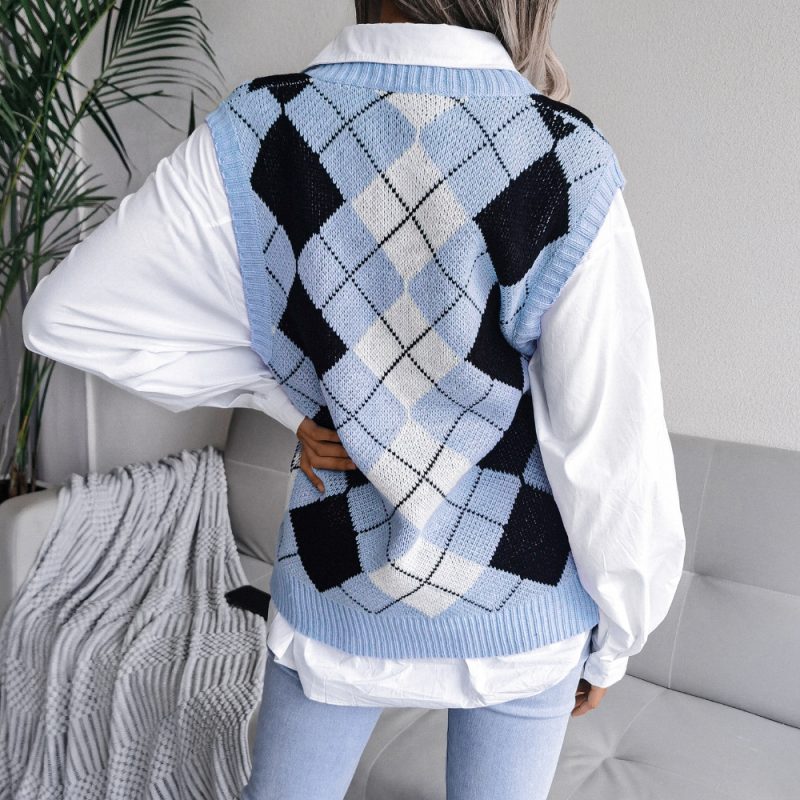 College Rhombus V-neck Vest - Image 9