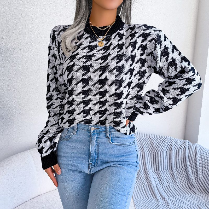 Houndstooth Long Sleeve Knitted Sweater - Image 6
