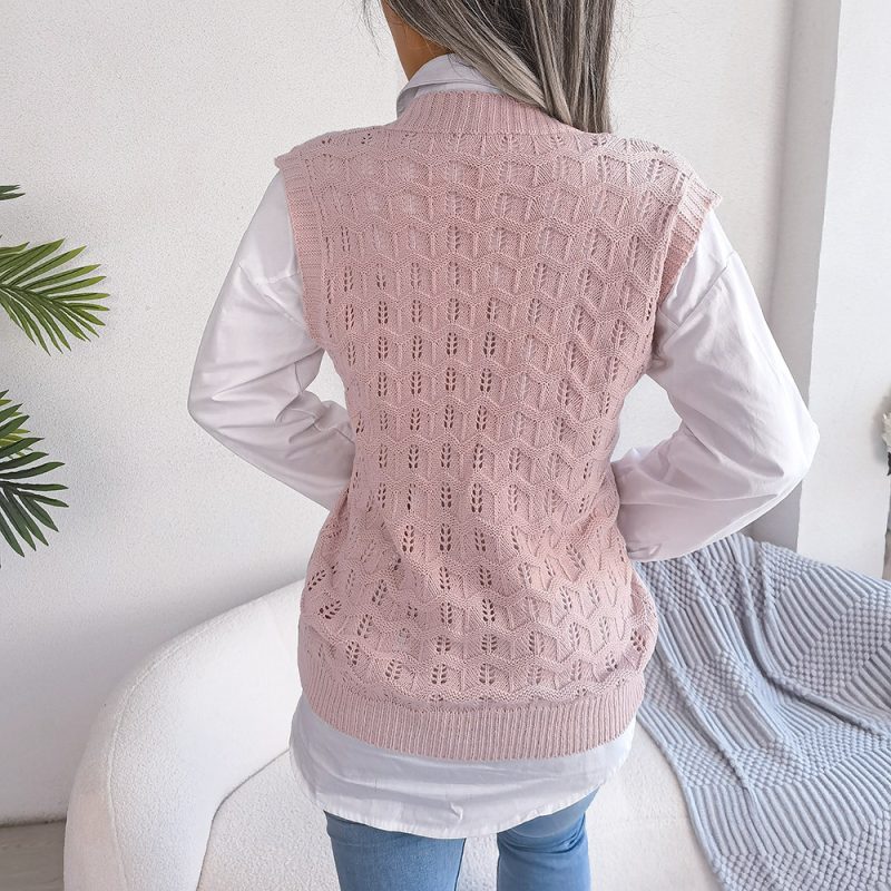 Wavy V-Neck Knitted Vest for Women - Image 4
